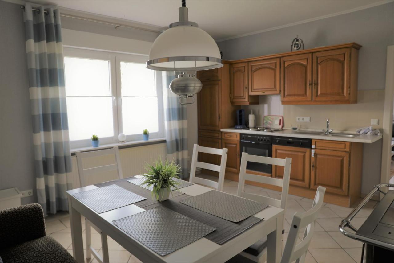 Apartamento Sinis Friesenstube Zwischenbergen Exterior foto
